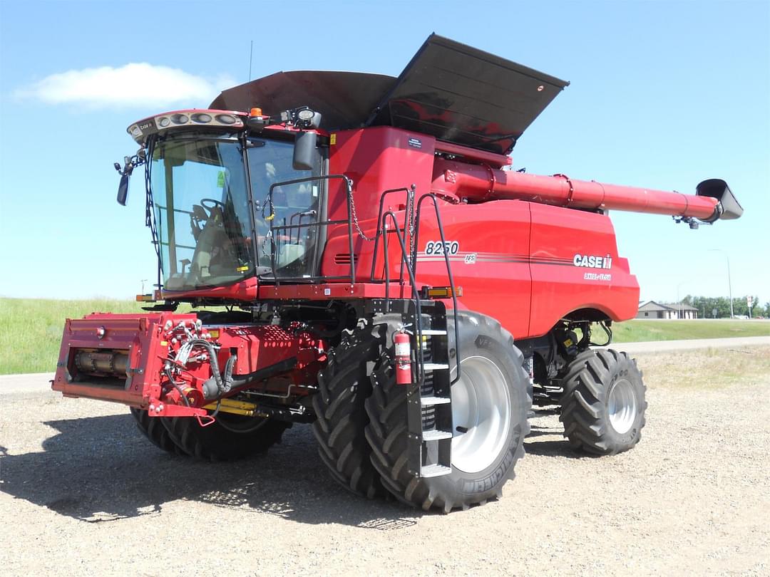 Image of Case IH 8250 Primary image