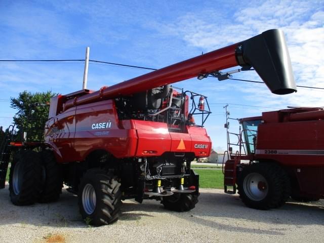 Image of Case IH 8250 equipment image 2