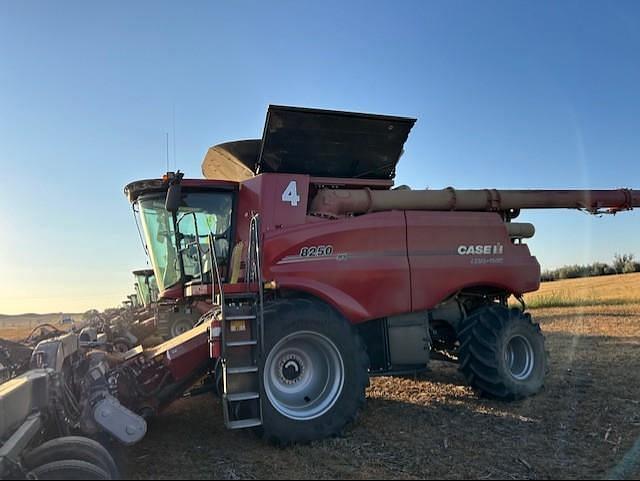 Image of Case IH 8250 Primary image