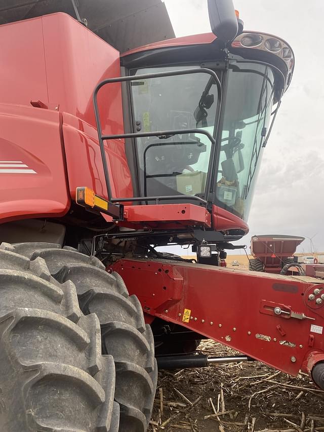 Image of Case IH 8250 equipment image 3