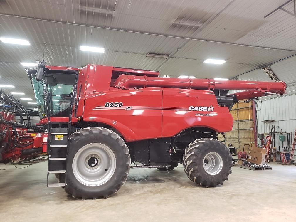 Image of Case IH 8250 Primary image