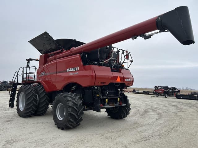 Image of Case IH 8250 equipment image 4