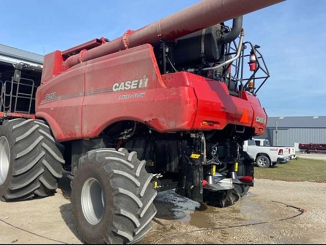 Image of Case IH 8250 equipment image 3