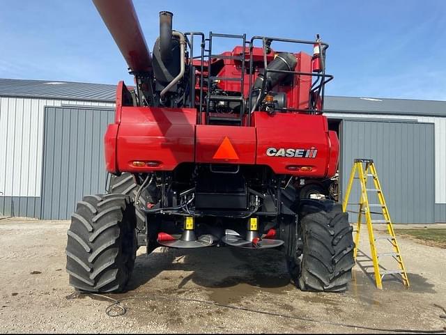 Image of Case IH 8250 equipment image 2