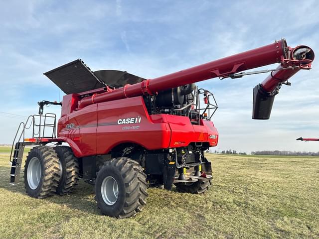 Image of Case IH 8250 equipment image 4