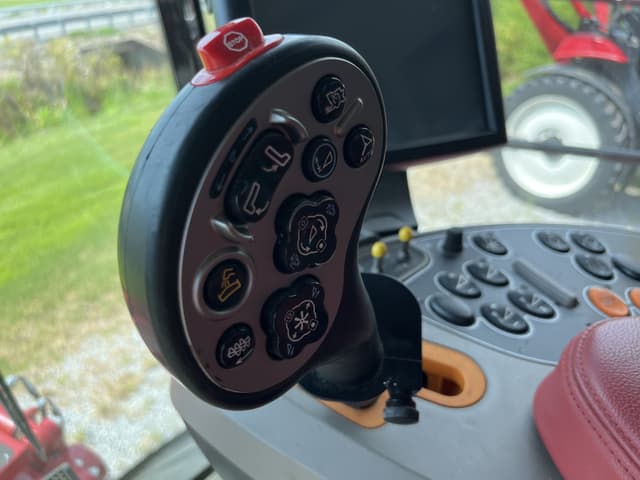 Image of Case IH 8250 equipment image 2