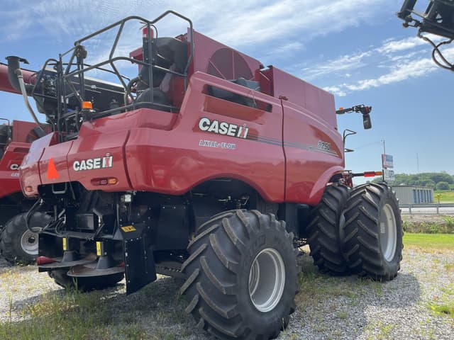 Image of Case IH 8250 equipment image 2
