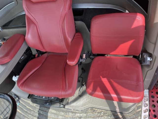 Image of Case IH 8250 equipment image 4