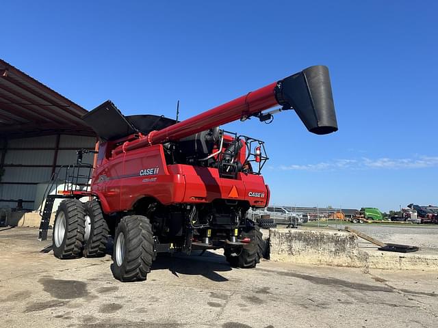 Image of Case IH 8250 equipment image 2