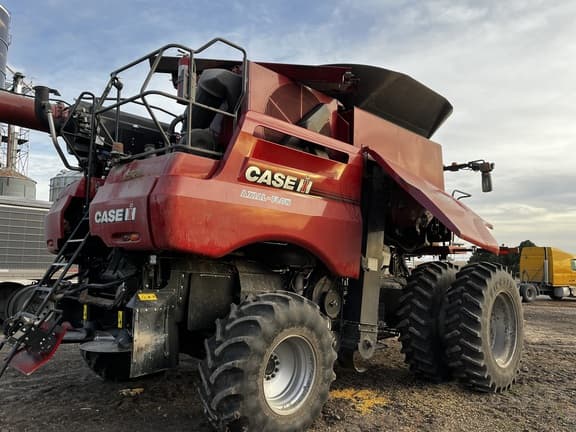 Image of Case IH 8250 equipment image 3