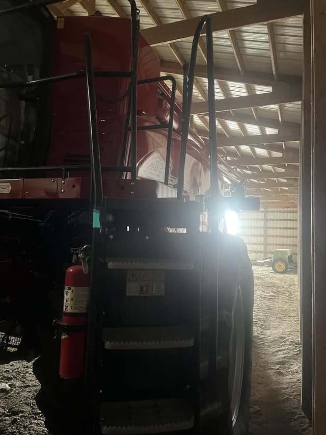 Image of Case IH 8250 equipment image 2