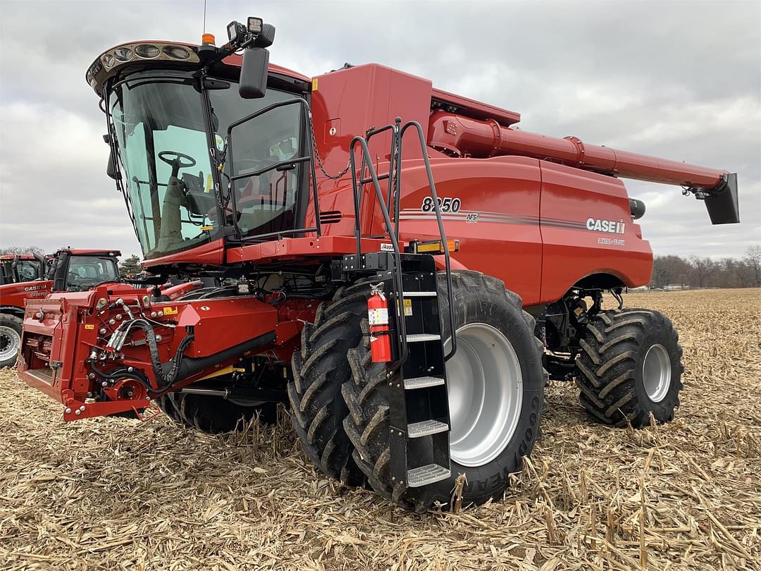 Image of Case IH 8250 Primary image