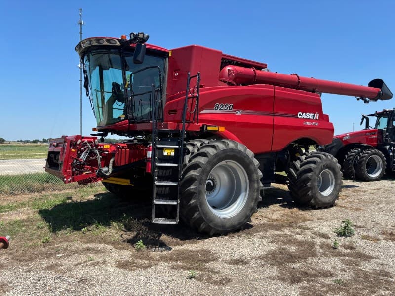 Image of Case IH 8250 Primary image
