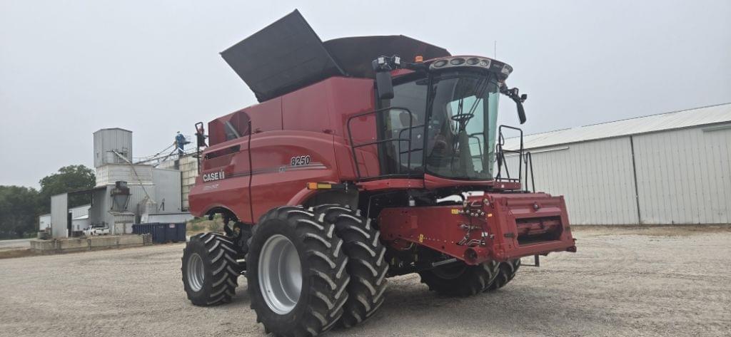 Image of Case IH 8250 Primary image