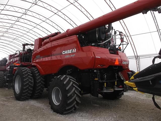 Image of Case IH 8250 equipment image 4