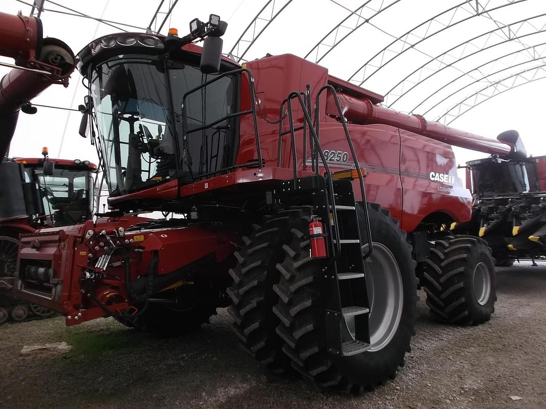 Image of Case IH 8250 Primary image