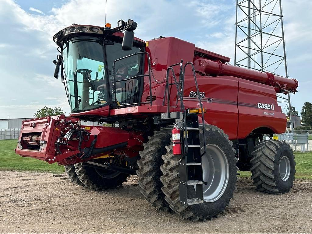 Image of Case IH 8250 Primary image