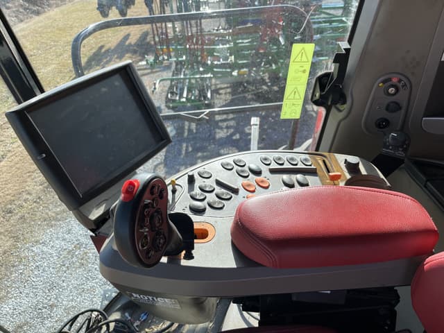 Image of Case IH 8250 equipment image 3