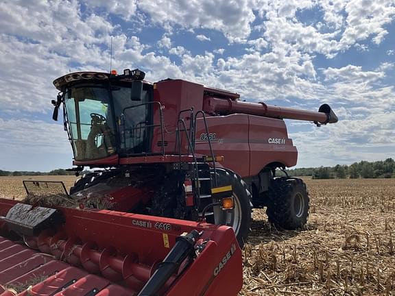 Image of Case IH 8250 Primary image