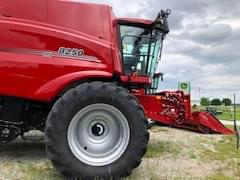 Image of Case IH 8250 equipment image 4