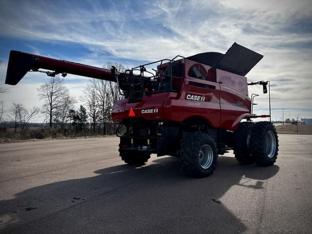 Image of Case IH 8250 equipment image 4