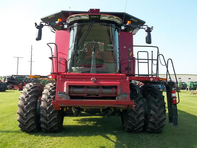 Image of Case IH 8250 equipment image 2