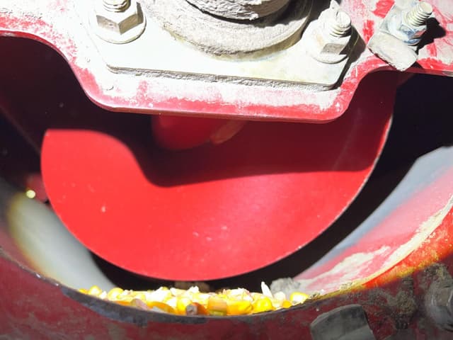 Image of Case IH 8250 equipment image 3