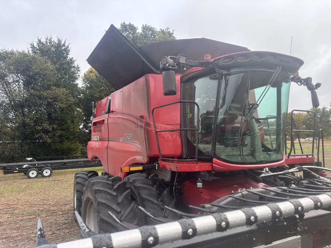 Image of Case IH 8250 Primary image