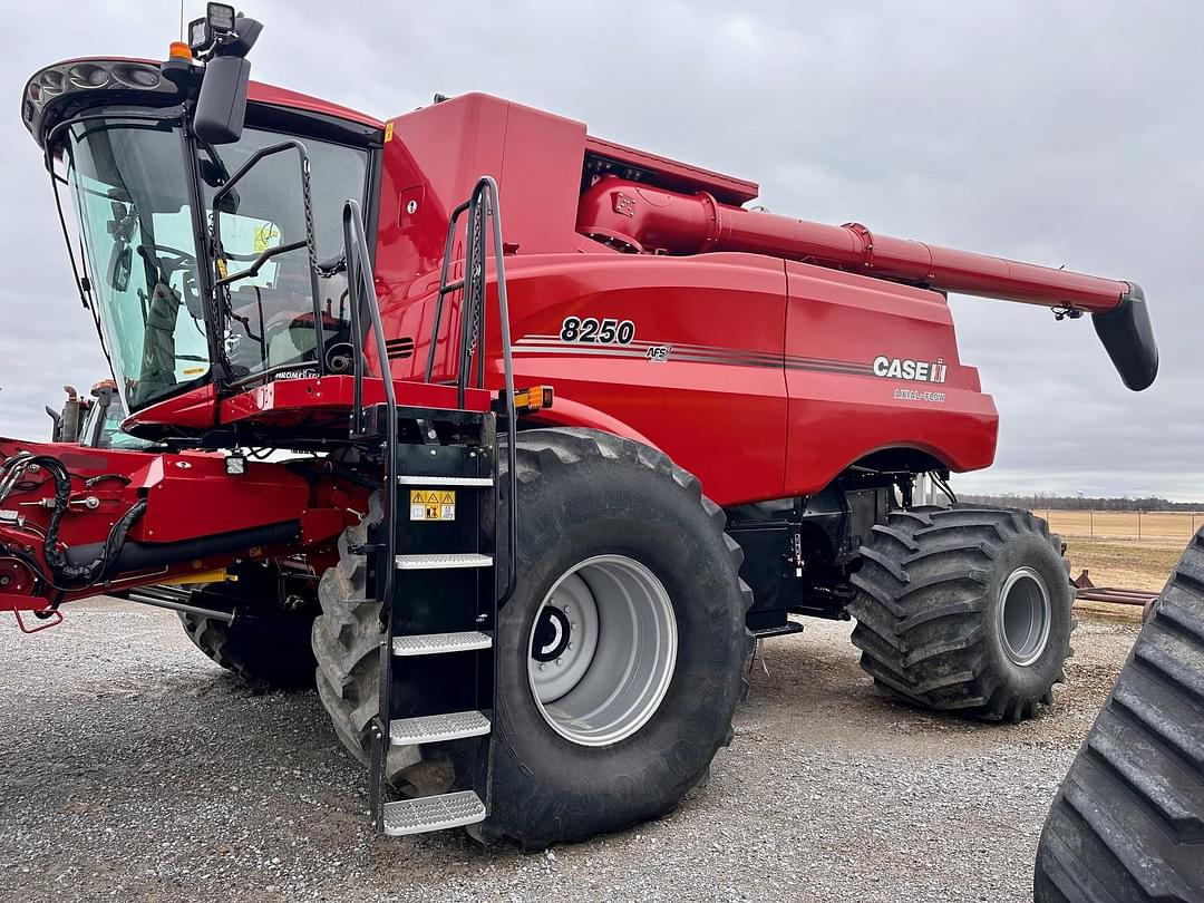 Image of Case IH 8250 Primary image