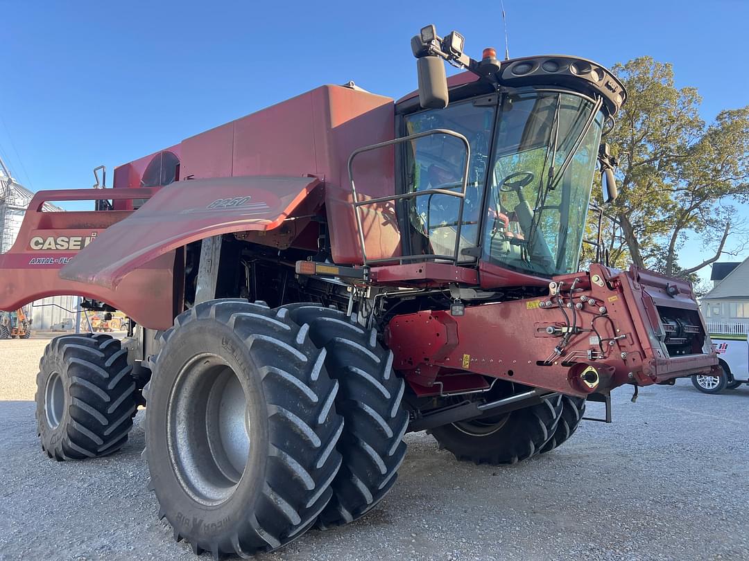 Image of Case IH 8250 Primary image