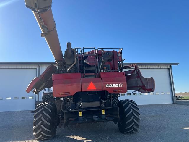 Image of Case IH 8250 equipment image 3