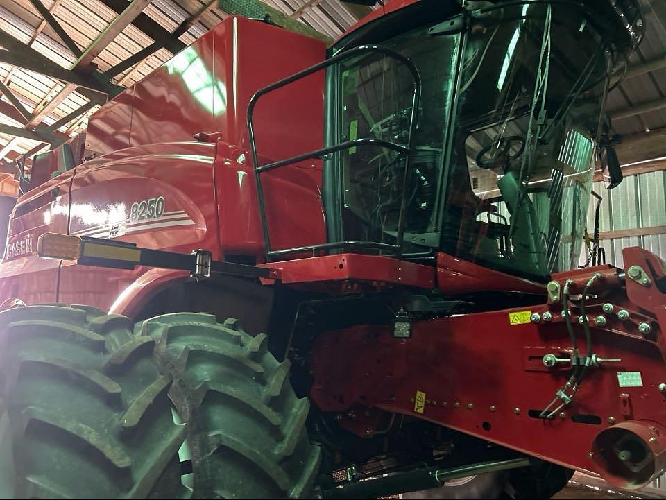 Image of Case IH 8250 Primary image