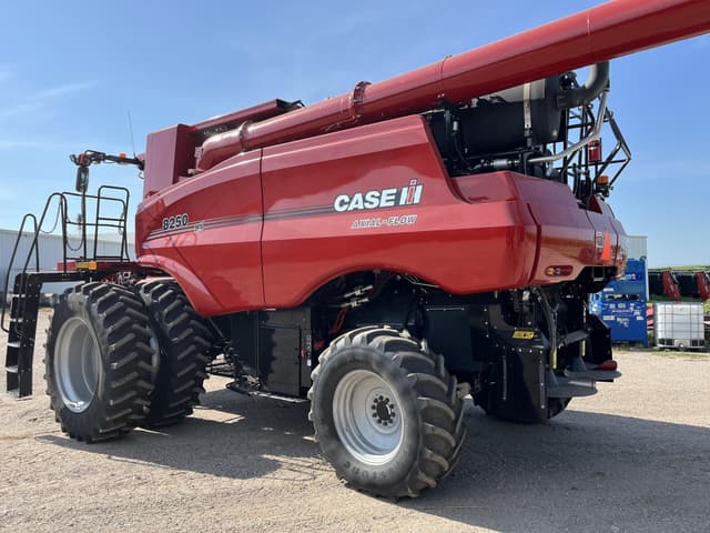 Image of Case IH 8250 equipment image 3