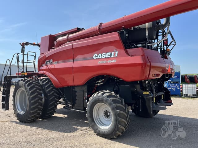 Image of Case IH 8250 equipment image 3