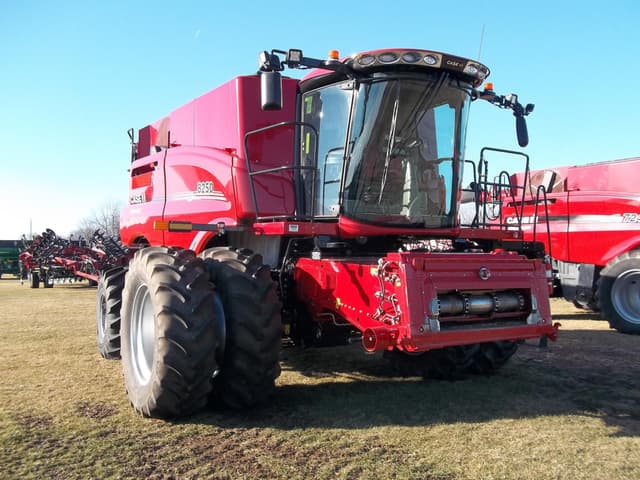 Image of Case IH 8250 equipment image 1