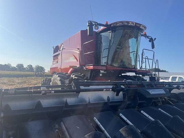 Image of Case IH 8250 equipment image 1