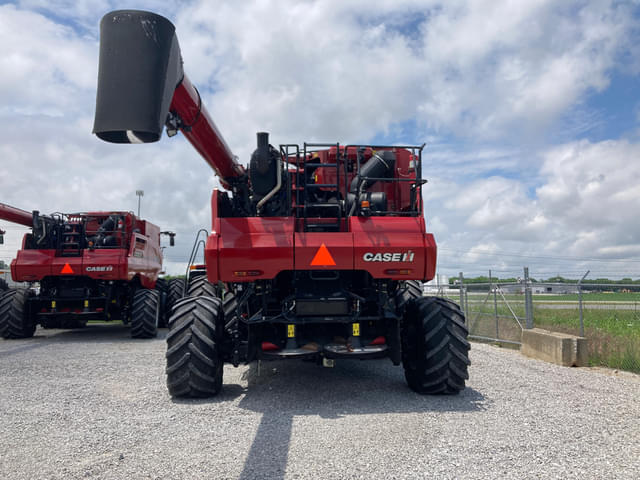 Image of Case IH 8250 equipment image 2