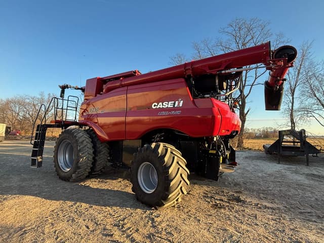 Image of Case IH 8250 equipment image 1