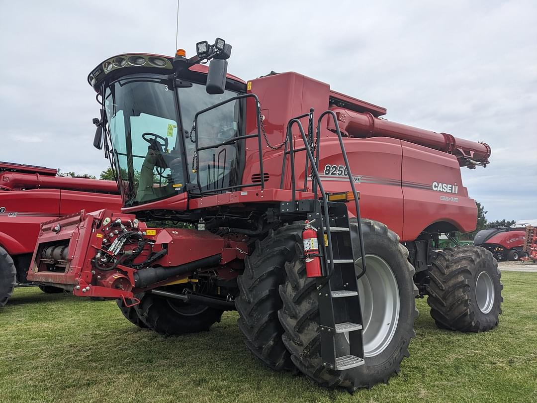 Image of Case IH 8250 Primary image