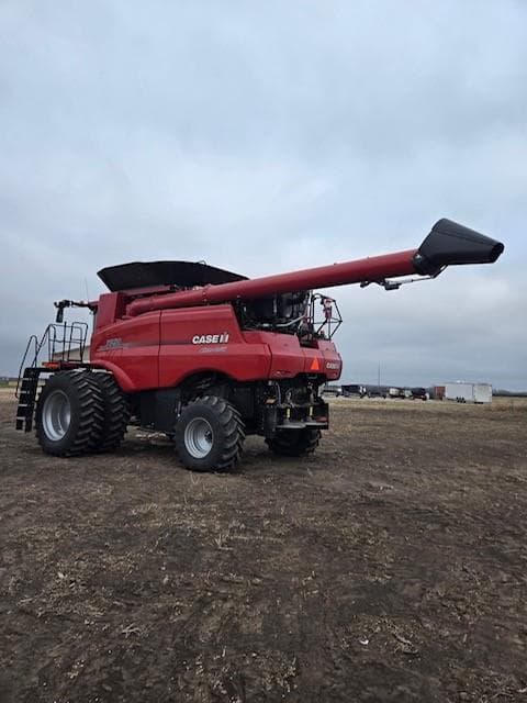 Image of Case IH 8250 equipment image 2