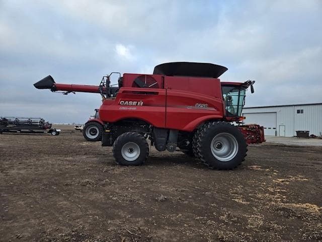 Image of Case IH 8250 equipment image 4