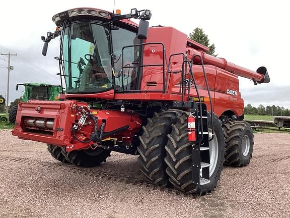 Image of Case IH 8250 equipment image 2