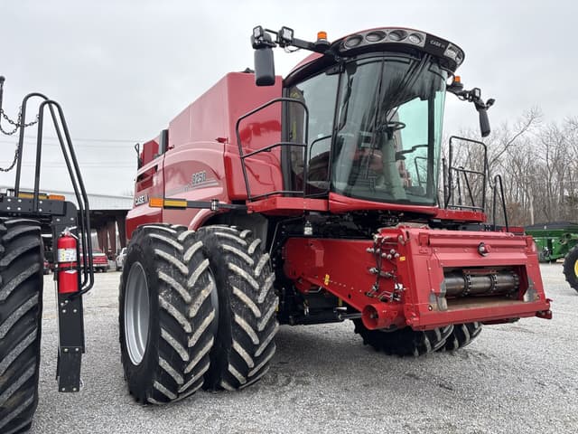 Image of Case IH 8250 equipment image 1