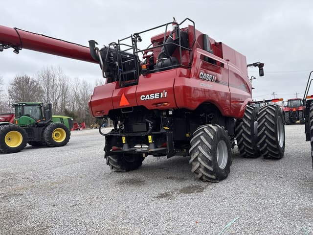 Image of Case IH 8250 equipment image 2