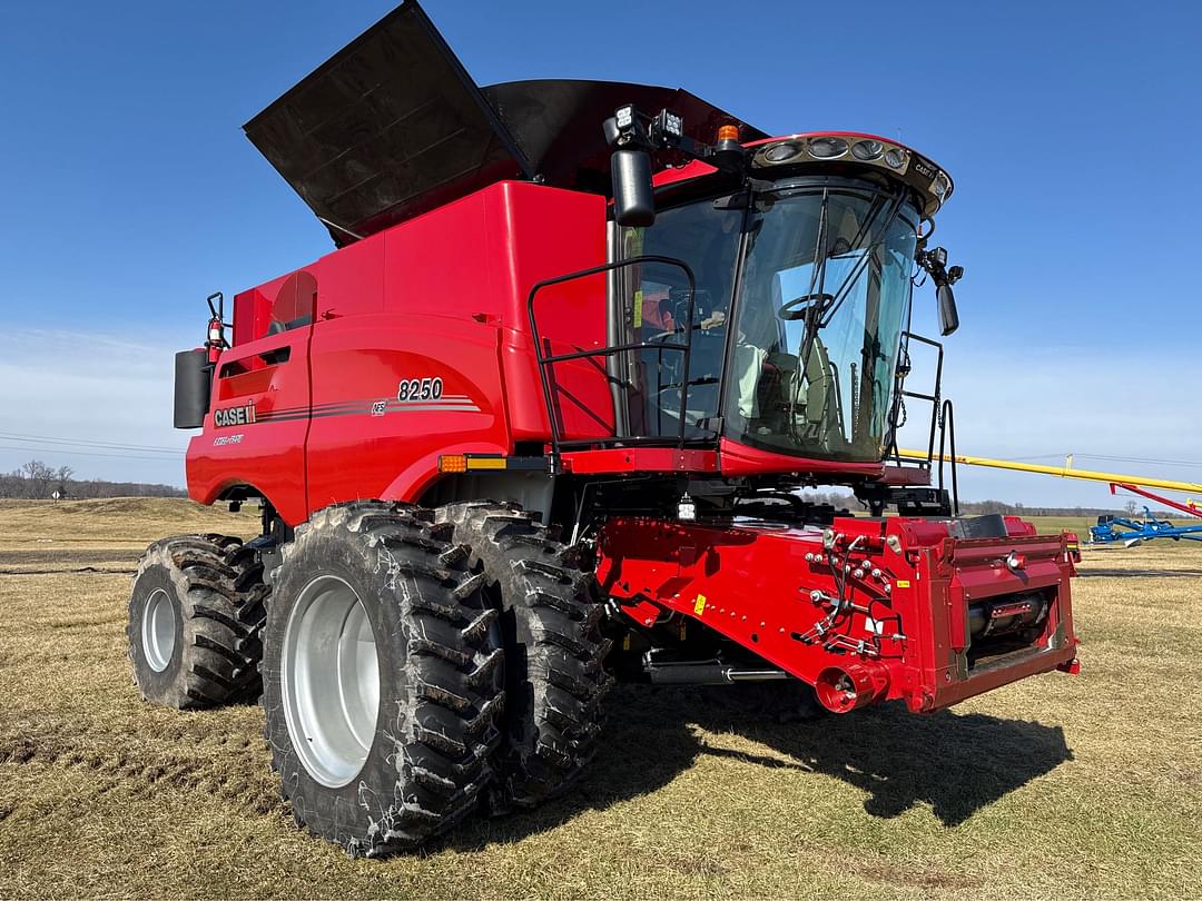 Image of Case IH 8250 Primary image