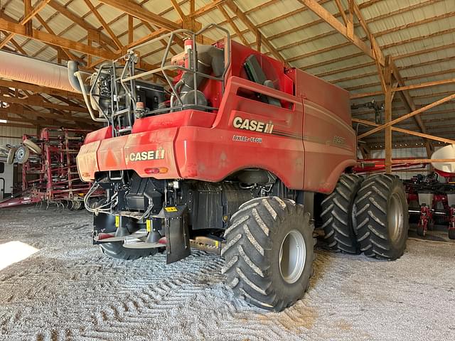 Image of Case IH 8250 equipment image 2