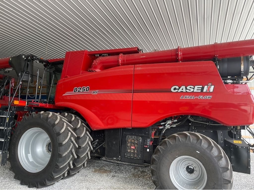 2023 Case IH 8250 Equipment Image0
