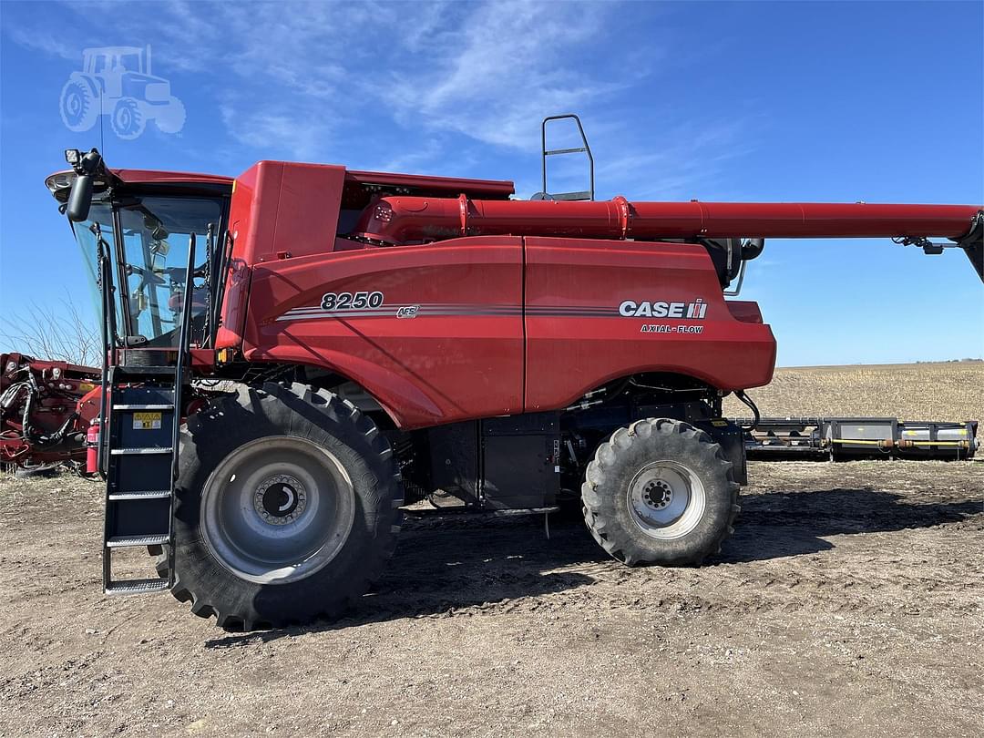 Image of Case IH 8250 Primary image