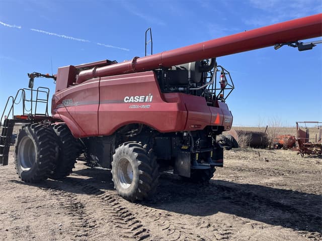 Image of Case IH 8250 equipment image 3