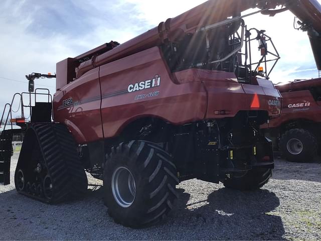 Image of Case IH 8250 equipment image 4